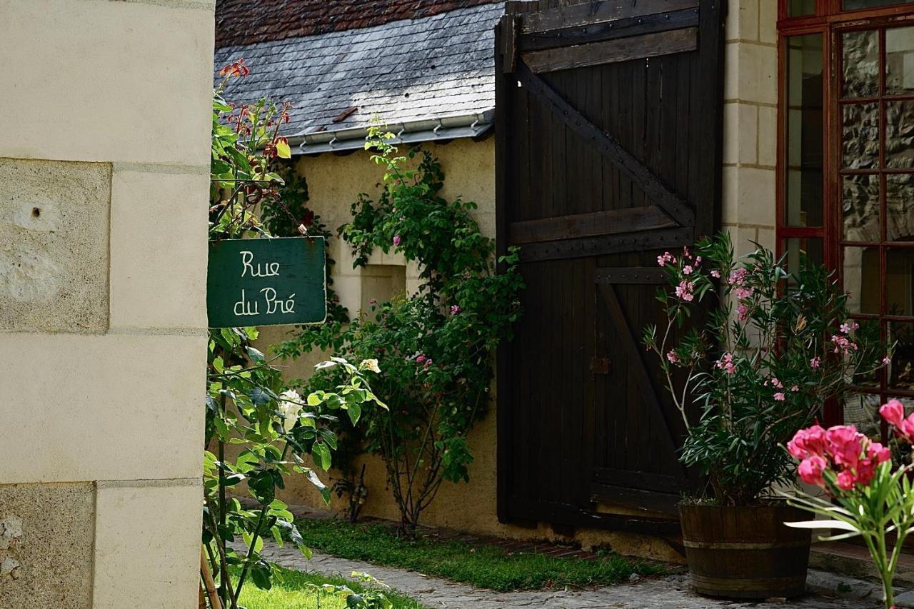 Le Moulin De La Planche Bed & Breakfast Cerelles Exterior photo