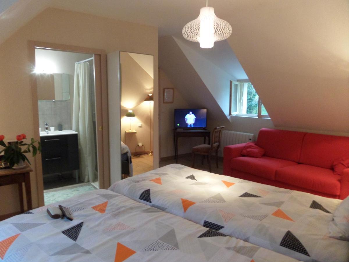 Le Moulin De La Planche Bed & Breakfast Cerelles Exterior photo
